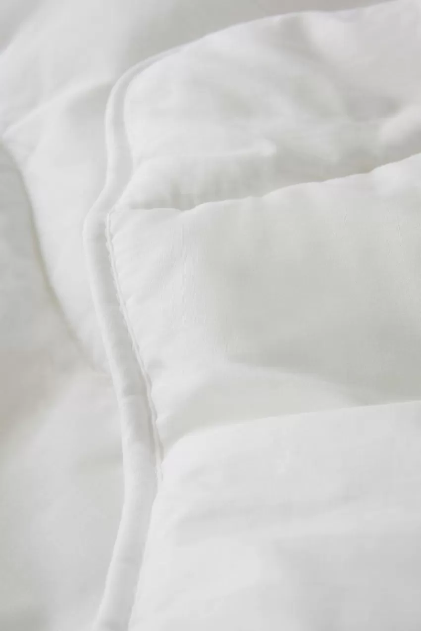 Barnsängkläder*Jotex CELINE MINI Barntäcke Spjälsäng 100x130 Cm – Ekologisk/återvunnen Vit