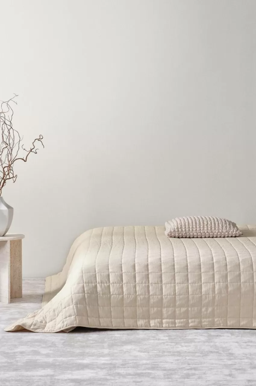 Överkast*Jotex JARA överkast Ljusbeige