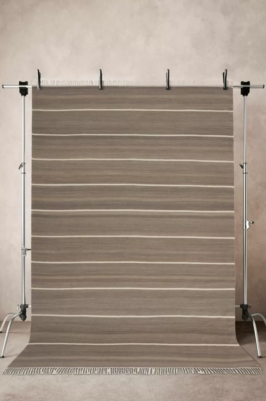 Ullmattor*Jotex LORI STRIPE 01 Ullmatta 200x300 Cm Grå/naturvit