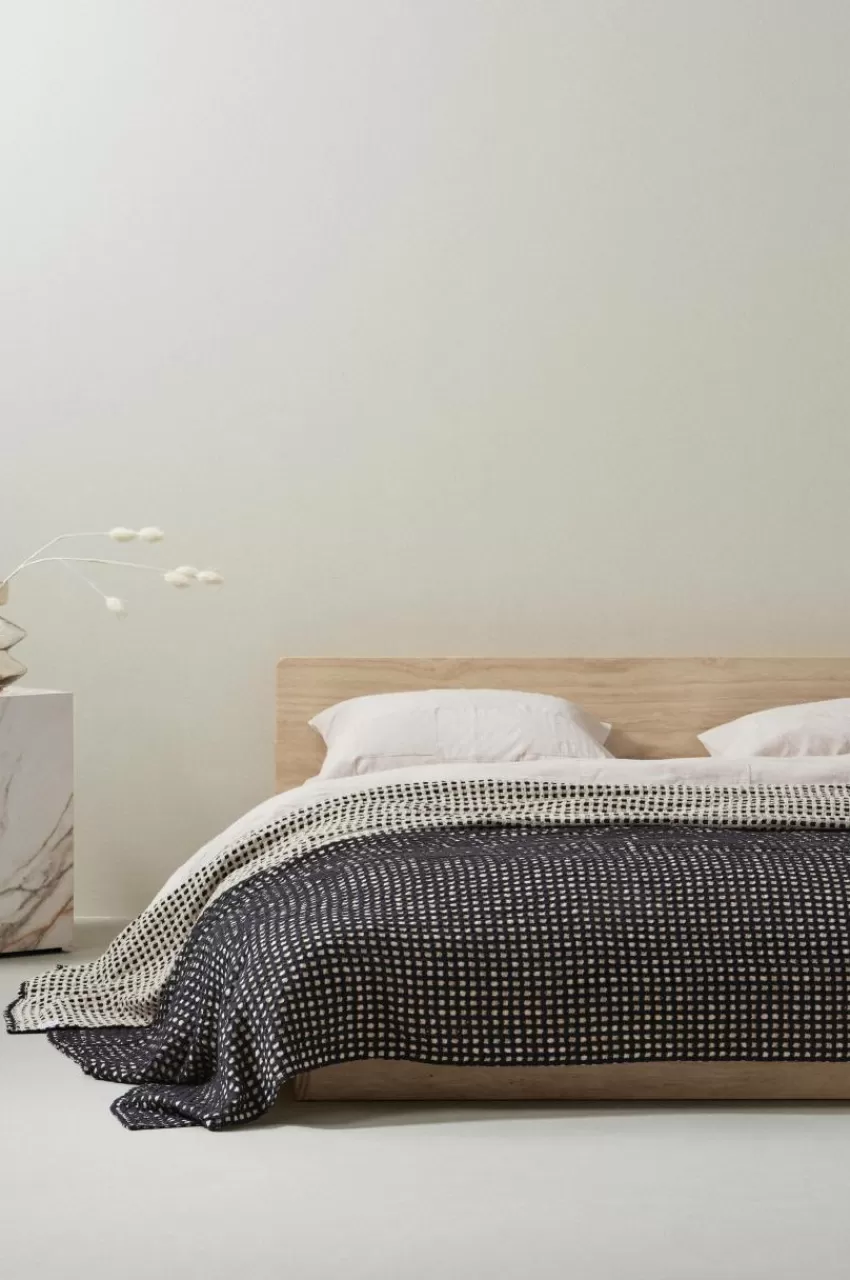 Överkast*Jotex MONI överkast Svart/beige