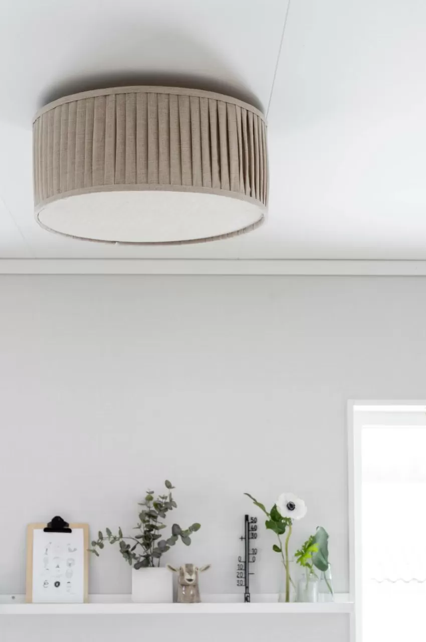 Taklampor*Jotex Plafond Plissé 45cm Natur