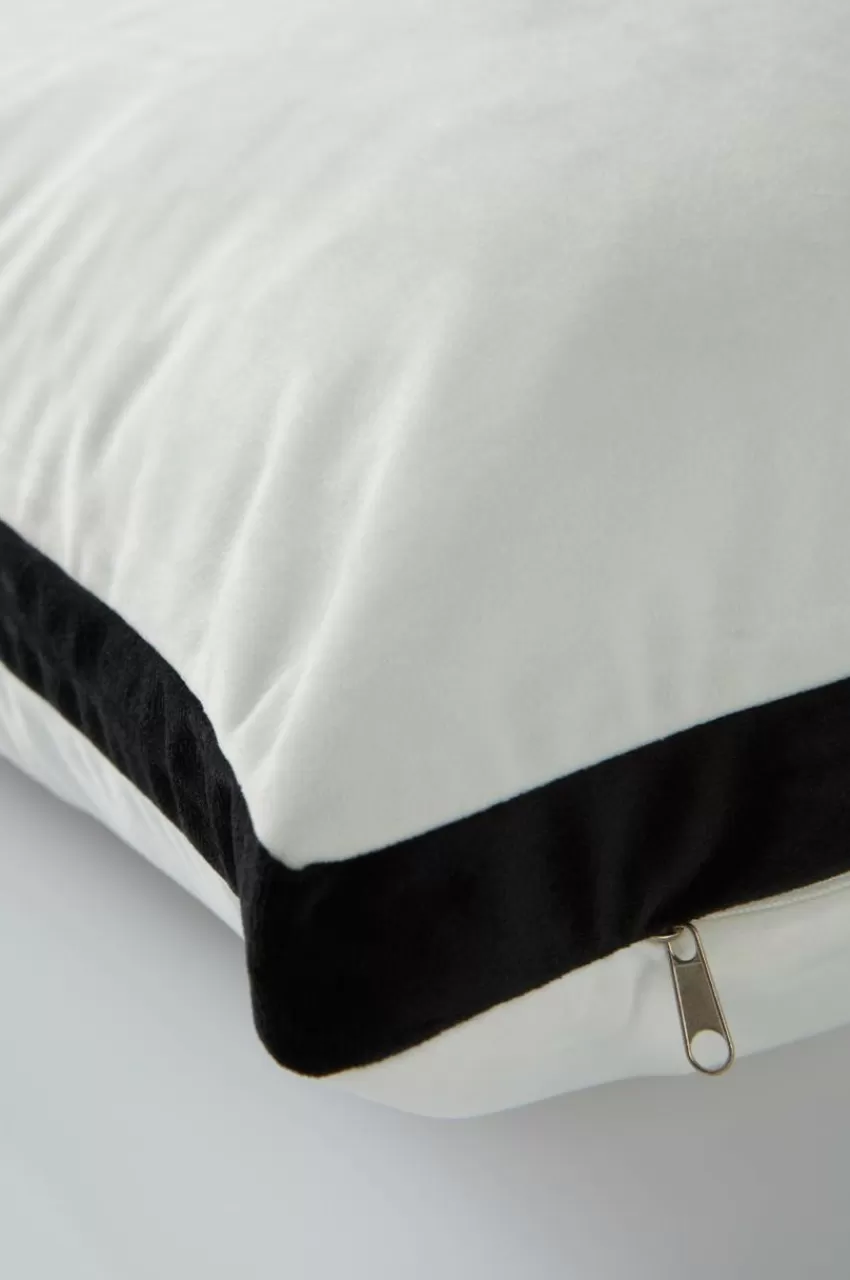 Prydnadskuddar & Fodral*Jotex SAIGE Kuddfodral 50x50 Cm Vit/svart