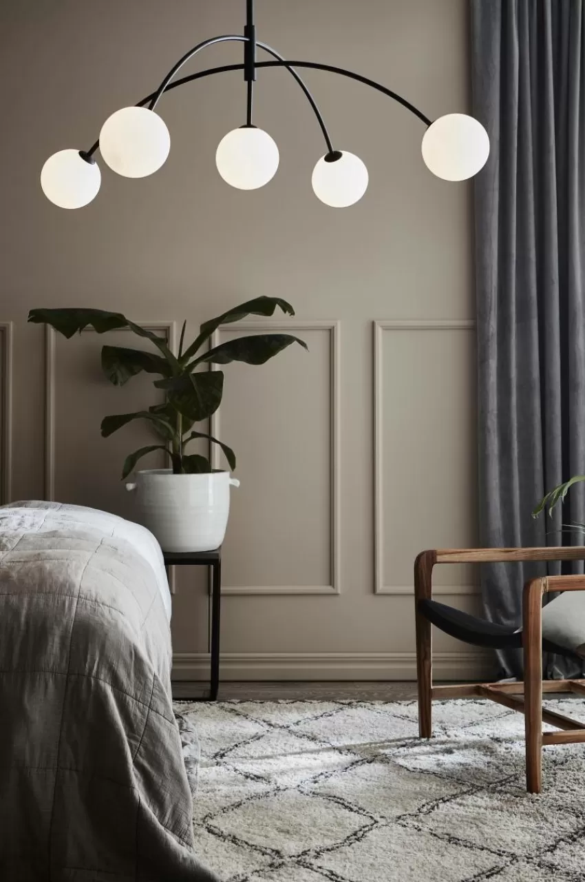 Taklampor*Jotex Taklampa Heaven Svart/vit